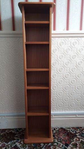 CD/DVD/ shelving unit