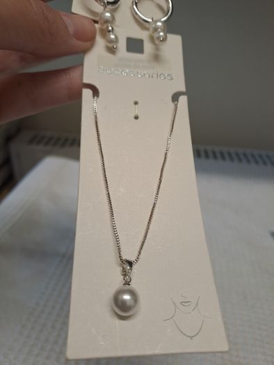 Silver Tone Pearl Jewellery Set Necklace Hoop Earrings New