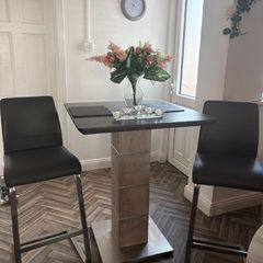 breakfast bar and chairs