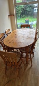 Dining table and 6 chairs PRICE DROP