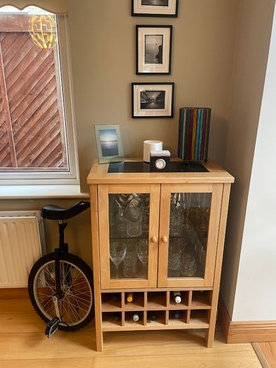 Dining Set - Table ; Sideboard ; Drinks Cabinet
