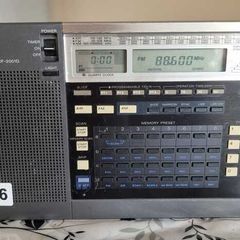 Sony ICF-2001D World Band Radio Tuner Receiver FM LW MW SW, working good.