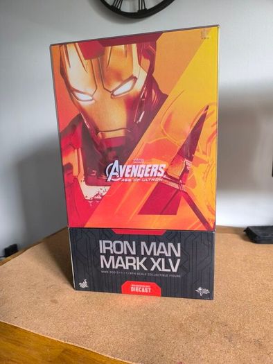 Iron Man Mk45 - Hot Toys