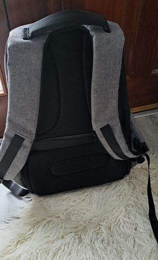 Juku backpack with USB charger