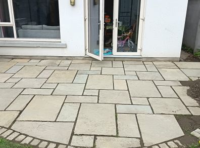 Indian Sandstone Slabs and Bricks for Sale
