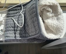 Very good condition Electric Leg Warmer
