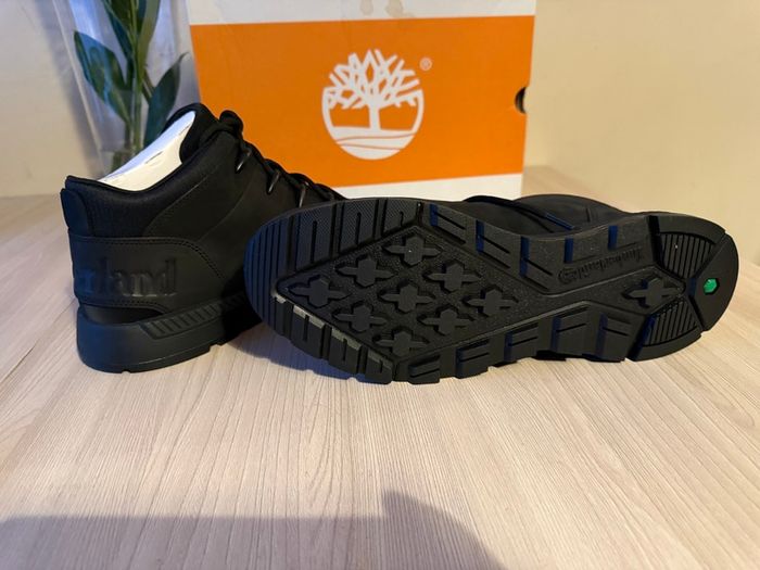 Timberland Sprint Trekker Mid Lace Sneaker (Jet Black) UK10