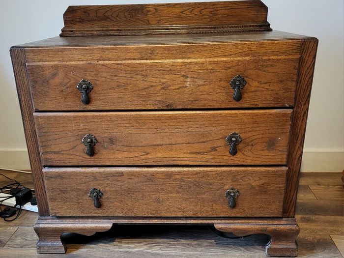 Vintage Chest of Drawers