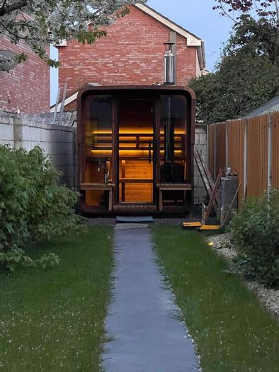 Cub sauna