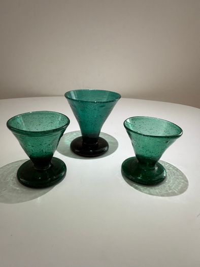 Vintage 1960s Emerald Green Controlled Bubble Glass - Cordial Glasses (Set of 3)