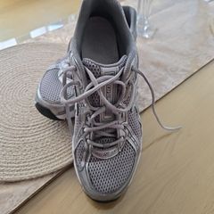 Men's New Balance 740