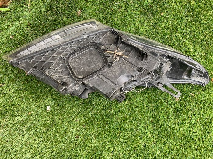 Renault megane headlight