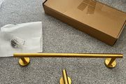 Towel Holder gold