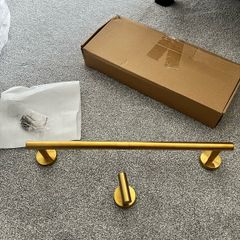 Towel Holder gold