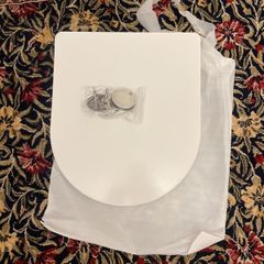toilet seat