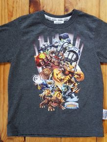 Age 6-7 Official Skylanders Teeshirt