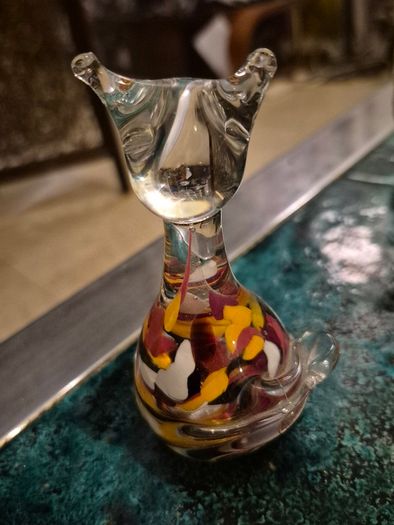 Vintage Medina glass cat