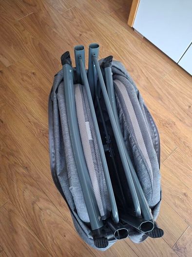 Baby Elegance Kangu Cot, travel cot.