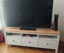 55 inch Walker TV with remote