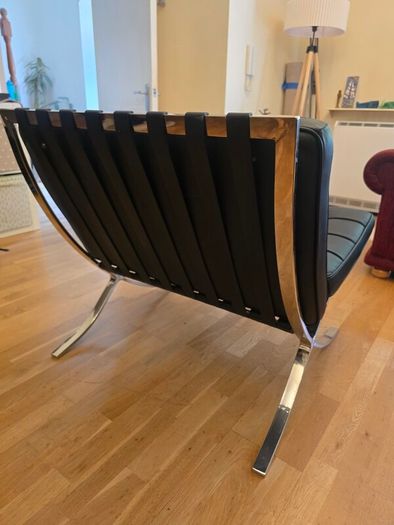 Barcelona style single lounge chair