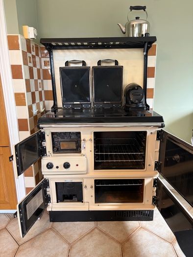 Stanley Donard 60K Oil Range Cooker