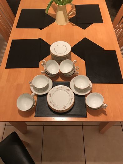Rare & discontinued handcrafted Zylstra Select Fine China Autumn Gold Tea Set