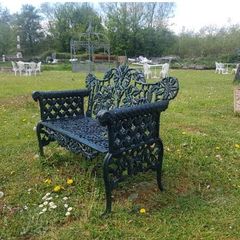 Bench Cast Iron Rams Head D815