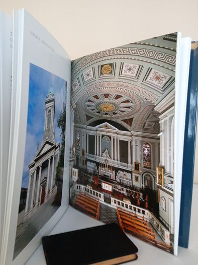 Dublin: A Grand Tour by Jacqueline O'Brien and Desmond Guinness (PT154)