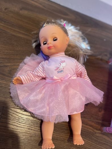 Doll Playpen with 2 Dolls