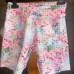 Size 26" leigh tucker willow shorts