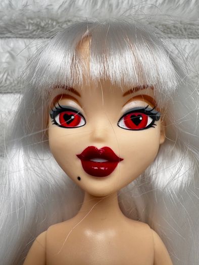 MGA Entertainment Bratzillaz Glam Gets Wicked Jade J'Adore Nude Doll Used Please see photos