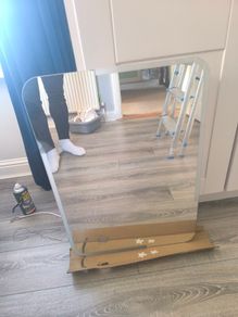 LED mirror with Bluetooth