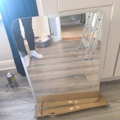 LED mirror with Bluetooth