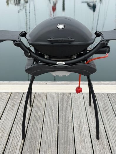 Weber 2200