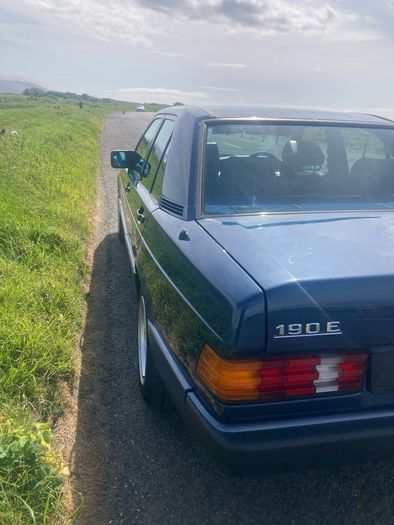 Mercedes 190E