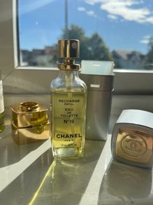 Vintage Chanel No. 19 Eau de Toilette - 1980s/1990s - Rare Find!
