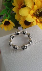 Brand new genuine Pandora sterling silver pave ring