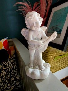 Angel figure