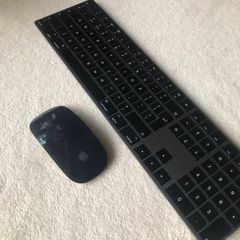 Apple Magic Keyboard + Magic Mouse 2 in Space Grey
