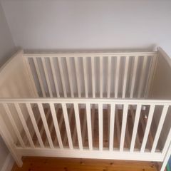 Baby Elegance cot bed