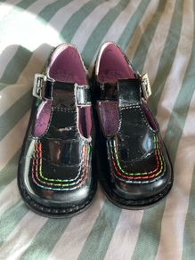 Kickers girls shoes UK7.5 EU25
