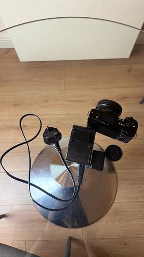 Sony ZV-E10 - Mirrorless Camera
