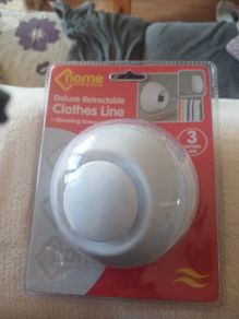 Retractable clothes