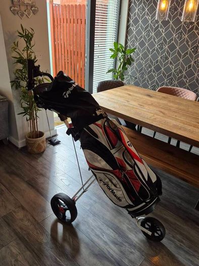 Masters series 3 golf trolley and Taylormade cart bag