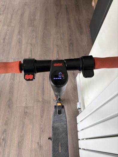Segway Ninebot KickScooter Electric Scooter