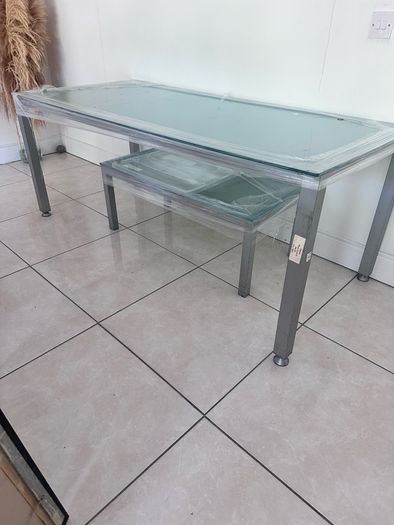 glass dining table