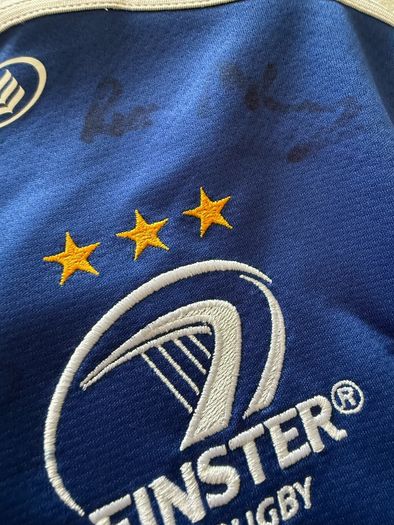 leinster  Rugby Jersey signed by the team