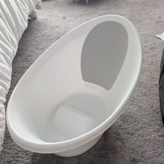 shnuggle bath
