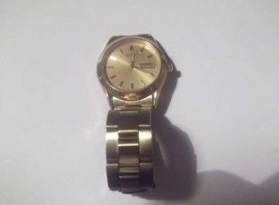 a seiko mens quartz wrist watch working