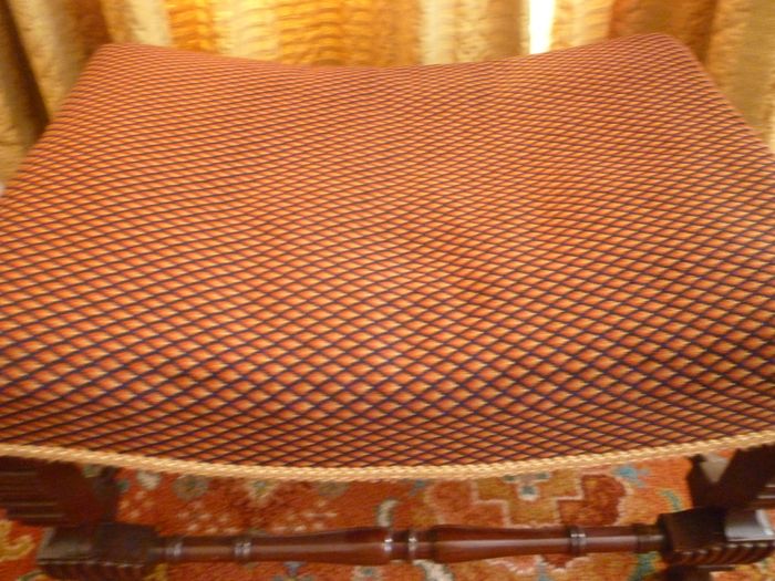 Edwardian William And Mary mahogany Stool. Genuine Antique Edwardian. Excellent condition. Solid & weighty.